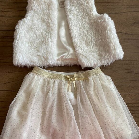 Cynthia Rowley Faux Fur Vest and Glittery Tulle Tutu S-4 - Picture 1 of 13